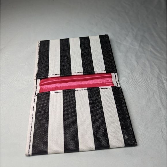 Mary Kay Black and White Striped Wallet Lined with Pink - Picture 4 of 5